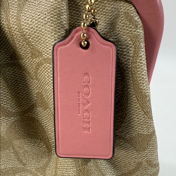 Coach Pink and Tan Crossbody Bag with Gold Chain - Picture 3 of 15